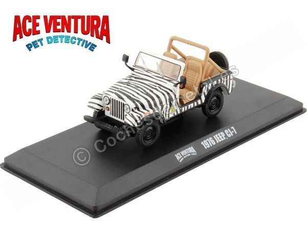 Cochesdemetal.es 1976 Jeep CJ-7 "Ace Ventura - Quand la nature appelle" 1:43 Greenlight 86574