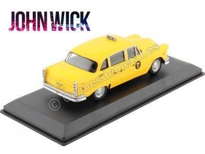 Cochesdemetal.es 1974 Checker Motors Marathon A11 "John Wick" Amarillo 1:43 Greenlight 86607 2