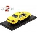 Cochesdemetal.es 2008 Ford Crown Victoria Taxi "John Wick 2" Amarillo 1:43 Greenlight 86561