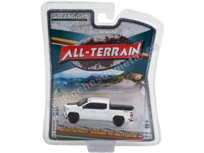 Cochesdemetal.es 2020 Chevrolet Silverado RST Rally Edition "All Terrain Collection Series 13" 1:64 Greenlight 35230E 2