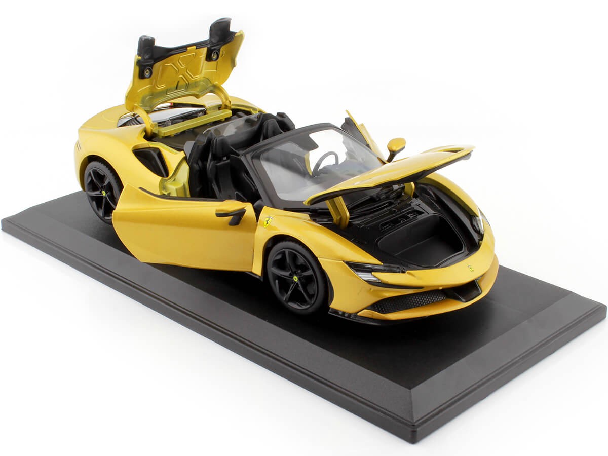 2021 Ferrari SF90 Stradale Hybrid Spider Metallic Gold 1:18 Bburago