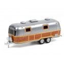 Cochesdememetal.es 1972 Caravana AirStream Doble Eje "Série Hitched Homes 11" 1:64 Greenlight 34110C