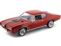 1968 Pontiac GTO Royal Bobcat Red-Black 1:18 Auto World AMM1153