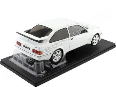 Cochesdemetal.es 1987 Ford Sierra RS Cosworth Blanco 1:18 IXO Models 18CMC121 2