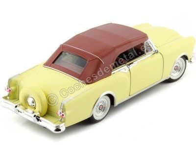 Cochesdemetal.es 1953 Packard Caribbean Soft Top Beige/Marrón 1:28 Welly 24016 2