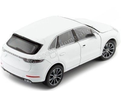 Cochesdemetal.es 2018 Porsche Cayenne Turbo Blanco 1:24 Welly 24092 2