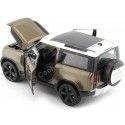 Cochesdemetal.es 2020 Land Rover Defender Marrón Metalizado/Blanco 1:26 Welly 24110