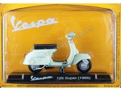 Cochesdemetal.es 1965 Vespa 125 Super Blanco 1:18 Editorial Salvat VES0047 2