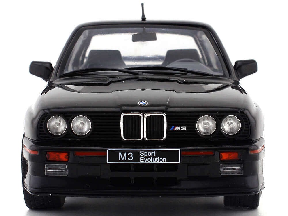 SOLIDO 1801501 Escala 1/18  BMW 3-SERIES M3 (E30) SPORT EVO 1990 BLACK