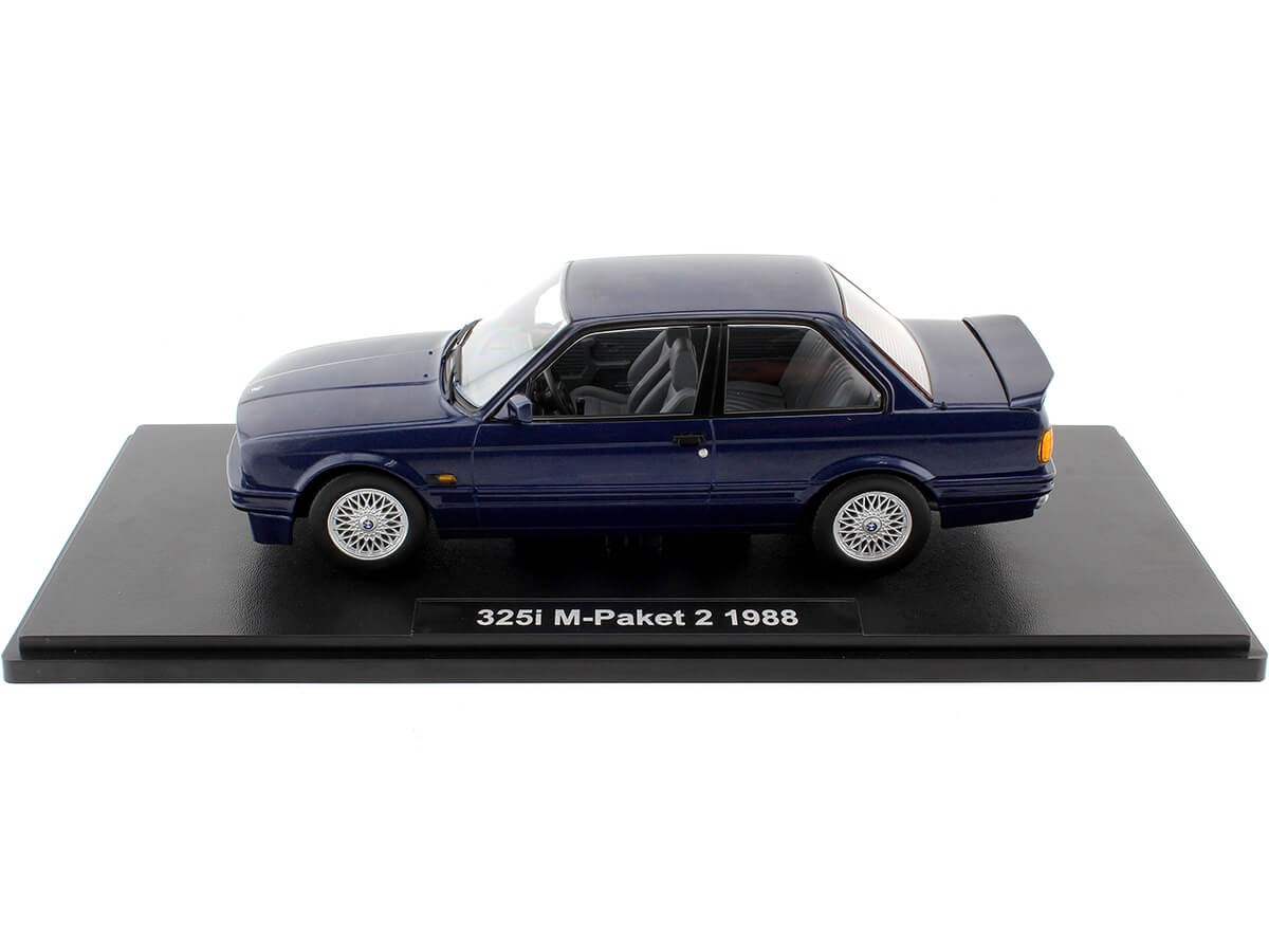 BMW - 325i/ E30 M-Paket 2 1988 - KK Scale Models - 1/18 - Voiture