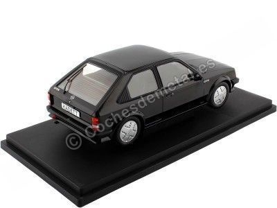 Cochesdemetal.es 1983 Opel Kadett D GTE Negro 1:18 MC Group 18270 2