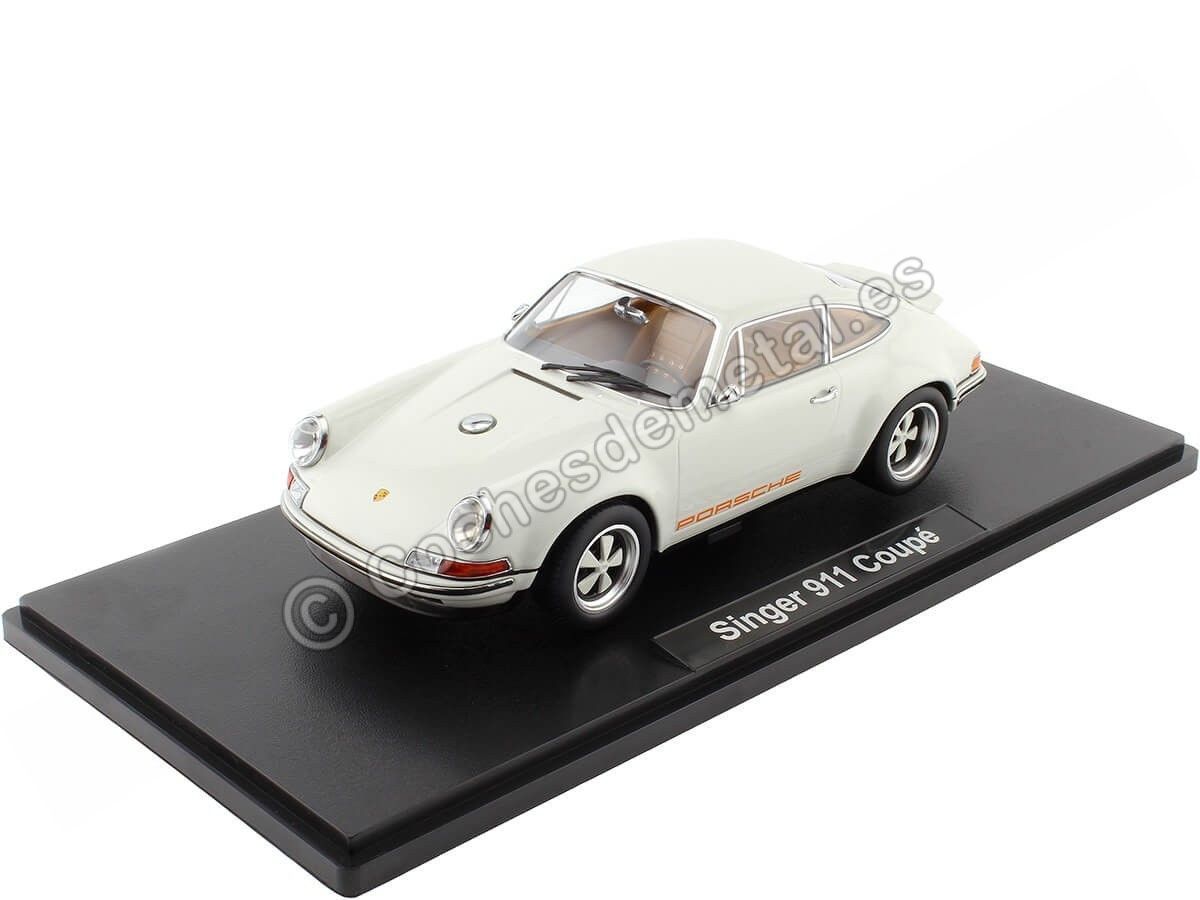 2019 Porsche 911 Coupe Custom Singer Gris Claro 1:18 KK-Scale 180444