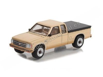 1983 Chevrolet S-10 Durango with Bed Cover "Blue Collar Collection Series 11" 1:64 Greenlight 35240C Cochesdemetal.es