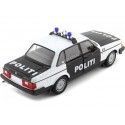 CARSDEMETAL.ES 1986 Volvo 240 BL "Norvège Police" blanc / noir 1:24 Welly 24102NW