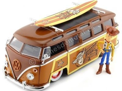 1963 Volkswagen VW T1 Bus + Fgura Woody Toy Story 1:24 Jada Toys 33176/253155000 Cochesdemetal.es