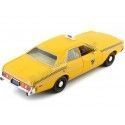 Cochesdemetal.es 1982 Dodge Monaco City Cab Taxi "Rocky III" Amarillo 1:24 Greenlight 84161