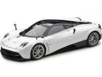 2011 Pagani Huayra Blanco Perla-Fibra de Carbono 1:18 AUTOart 78267