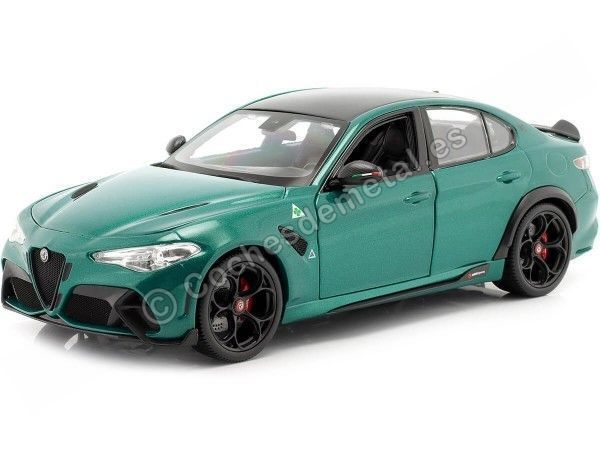 Cochesdemetal.es 2020 Alfa Romeo Giulia GTA Verde Montreal Metalizado 1:18 Bburago 11048