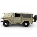 Cochesdemetal.es 1974 Toyota FJ40 Hard Top Beige / Blanco 1:24 Motor Max 79323