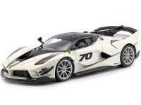 2018 Ferrari FXX-K Evoluzione Hybrid 6.3 V12 Blanco Perla 1:18 Bburago 16012