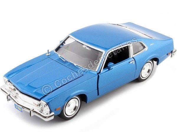 Cochesdemetal.es 1974 Ford Maverick Azul 1:24 Motor Max 79042