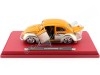 CARSDEMETAL.ES 1951 Volkswagen VW Beetle Hard Top Custom Silver / Metallic Orange 1:18 MAISTO Premiere 31018