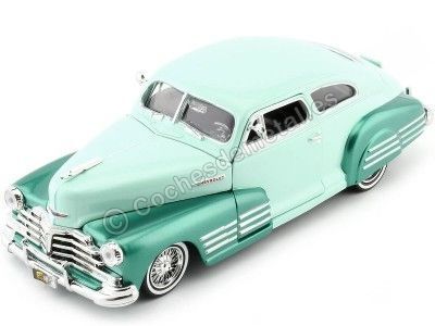 CARSDEMETAL.ES 1950 Chevrolet Aerosedan Fleetline Turquoise / Metallic turquoise 1:24 MOTOR MAX 79027