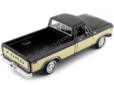 Cochesdemetal.es 1979 Ford F150 Pickup Custom Negro / Beige 1:24 Motor Max 79346 2