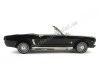 1964 Ford Mustang 1-2 Convertible Negro-Blanco1:18 Motor Max 73145 Cochesdemetal 7 - Coches de Metal 