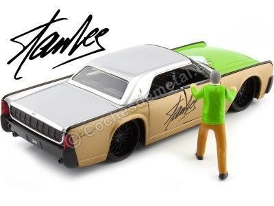 Cochesdemetal.es 1963 Lincoln Continental + Figura Stan Lee "Fundador Marvel Comics" 1:24 Jada Toys 32778 2