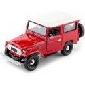 CARSDEMETAL.ES 1974 TOYOTA FJ40 HARD TOP RED / BLANC 1:24 MOTEUR MAX 79323