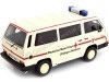 Cochesdemetal.es 1987 Volkswagen Bus T3 Syncro Cruz Roja Alemana 1:18 KK-Scale KKDC180968