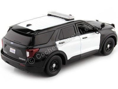 CARSDEMETAL.ES 2022 Ford Interceptor Utility avec défenses et barre d'éclairage blanc / noir 1:24 Motor max 76988 2