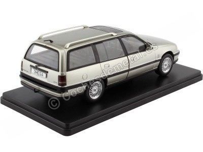 Cochesdemetal.es 1990 Opel Omega A2 Caravan Gris Metalizado 1:24 WhiteBox 124165-O 2