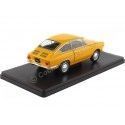 Cochesdemetal.es 1965 Fiat 850 Coupe (Seat 850 Coupe) Amarillo 1:24 WhiteBox 124168-O