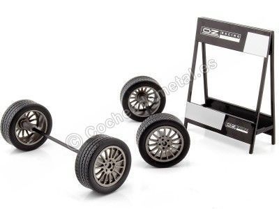 Cochesdemetal.es Expositor de Ruedas OZ Superturismo WRC con Dos Ejes y Cuatro Ruedas 1:18 IXO Models SET015W 2