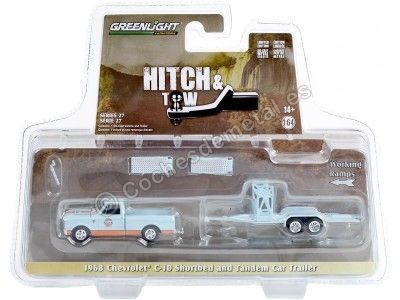Cochesdemetal.es 1968 Chevrolet C/K Shortbed Gulf Oil + Remolque Gulf Oil "Hitch & Tow Series 27" 1:64 Greenlight 32270A 2