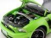 2013 Ford Mustang BOSS 302 Verde 1:18 Shelby Collectibles 453 Cochesdemetal 12 - Coches de Metal 