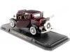 Cochesdemetal.es 1932 Ford 3-Windows Coupé Violeta/Negro 1:18 Lucky Diecast 92248