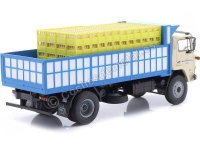 Cochesdemetal.es 1976 Camión Ebro P260 Transporte de Bebidas [V-7230-Y] Azul/Blanco 1:43 Salvat PEG011 2