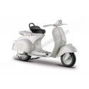 Cochesdemetal.es 1956 Vespa 150 Blanca 1:18 Food 34540-03