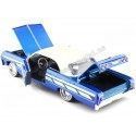 Cochesdemetal.es 1964 Chevrolet Impala Lowrider Azul / Blanco 1:24 Motor Max 79021