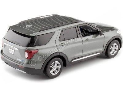 Cochesdemetal.es 2022 Ford Explorer XLT Gris Metalizado 1:24 Motor Max 79378 2