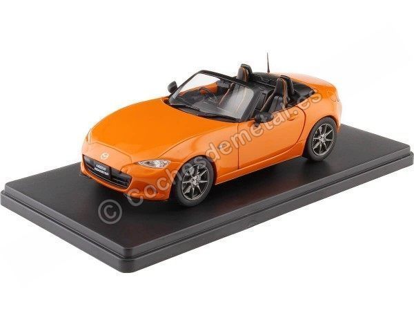 Cochesdemetal.es 2019 Mazda MX-5 ND Naranja 1:24 WhiteBox 124178-O