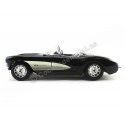 1957 Chevrolet Corvette Convertible Negro-Blanco 1:18 Maisto 31139 Cochesdemetal 8 - Coches de Metal 