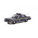 Cochesdemetal.es 1985 Dodge Diplomat New York State Police "Hot Pursuit series 42" Azul Oscuro 1:64 Greenlight 43000A