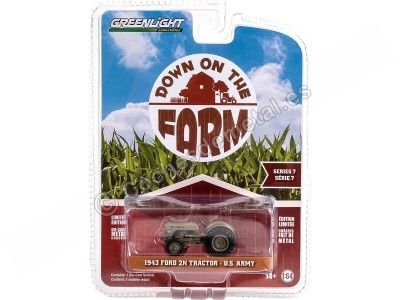 Cochesdemetal.es 1943 Tractor Ford 2N U.S. Army "En La Granja Series 7" Verde 1:64 Greenlight 48070A 2