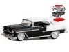 Cochesdemetal.es 1955 Chevrolet Bel Air Lowrider "Garage Nudillos Rotos Series 2" 1:64 Greenlight 39120C