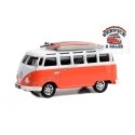 Cochesdemetal.es 1964 Volkswagen Samba Bus Surfera "Garage Nudillos Rotos Series 2" 1:64 Greenlight 39120D