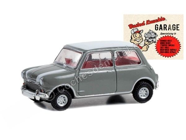 Cochesdemetal.es 1965 Austin Cooper S "Garage Nudillos Rotos Series 2" 1:64 Greenlight 39120E